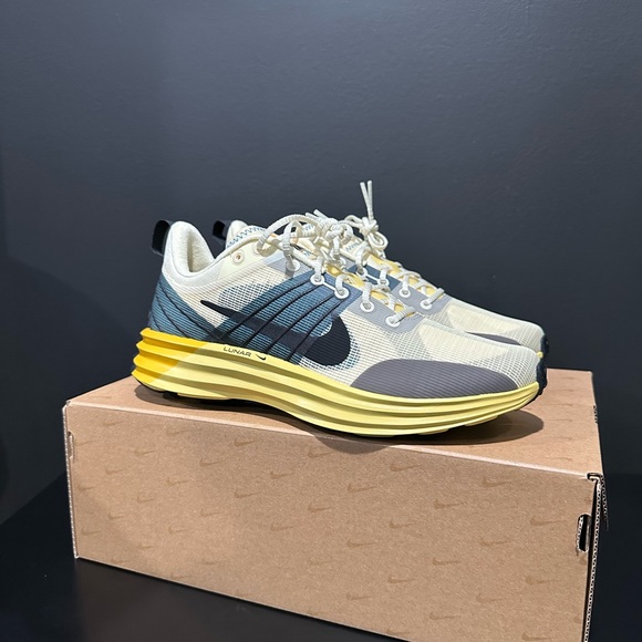 Nike Lunar Roam - Picture 1 of 9